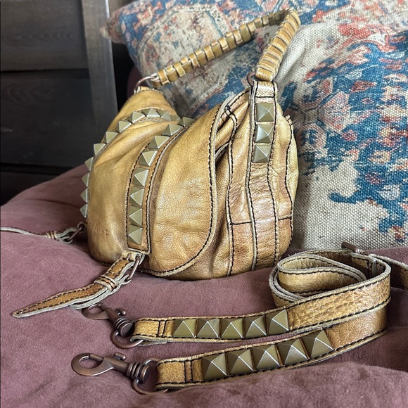 🇩🇪Liebeskind Berlin ‘Hailey’ Tan Leather studded, punk rock, crossbody purse EUC - Picture 7 of 16